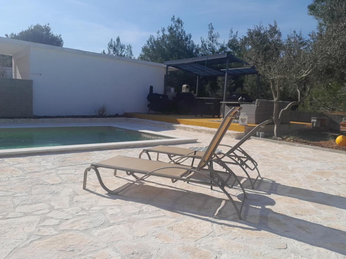 Caliente Apartments Vir B Luaran gambar